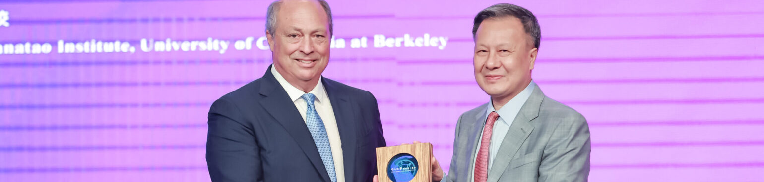 David Lindeman accepting an award